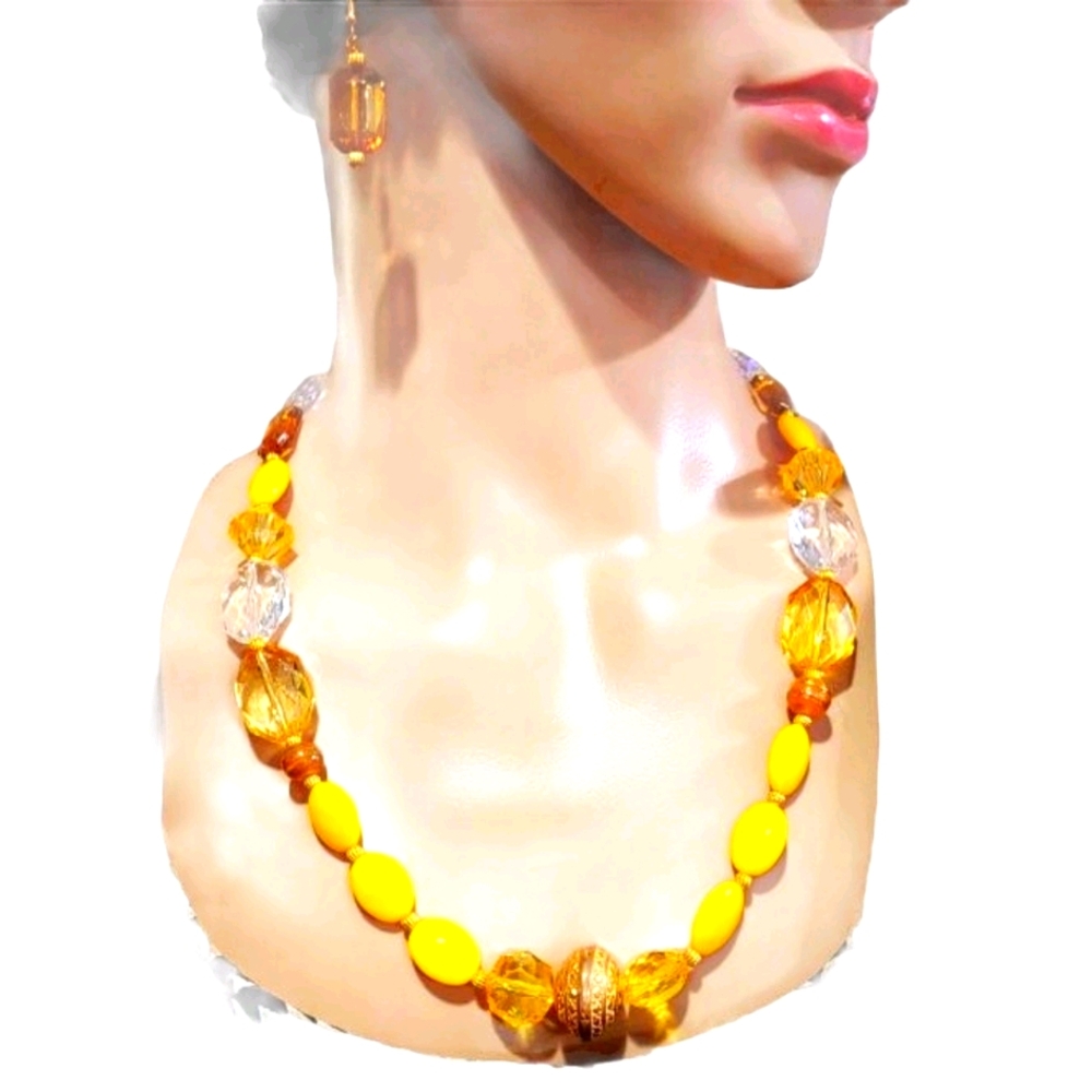 2472NE014. Handmade 2 pc. Yellow Gold Necklace Set - Picture 2 of 8